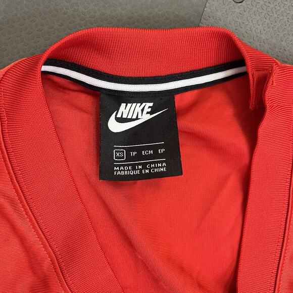 Nike Sportswear Icon Clash Red Retro Jumpsuit X-Small EUC Snaps Benefits Charity - Picture 15 of 15